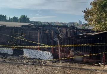 Filho mata o próprio pai carbonizado após incendiar a casa da família